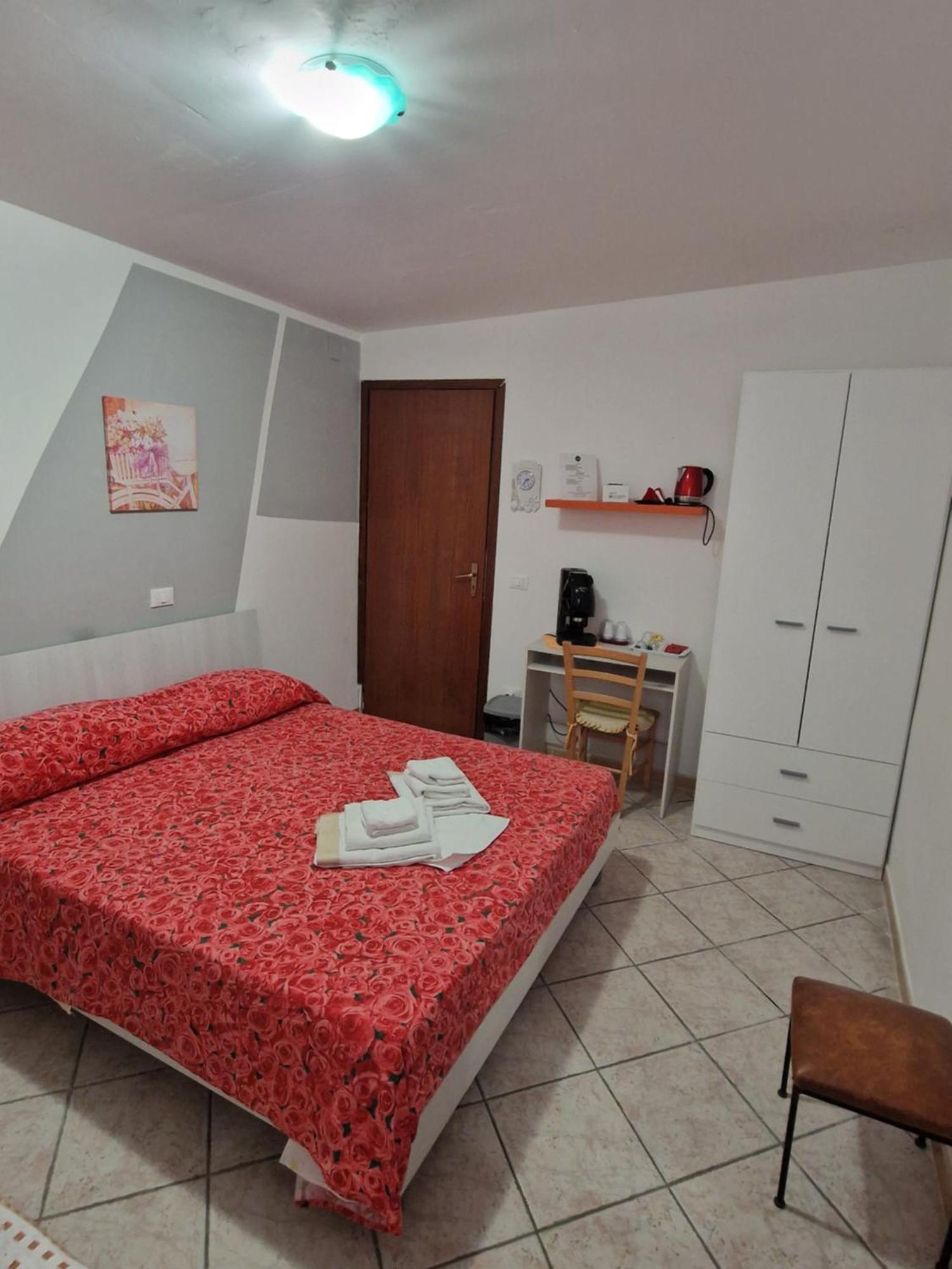 Triple Room with Private Bathroom,1632978232:JPEG